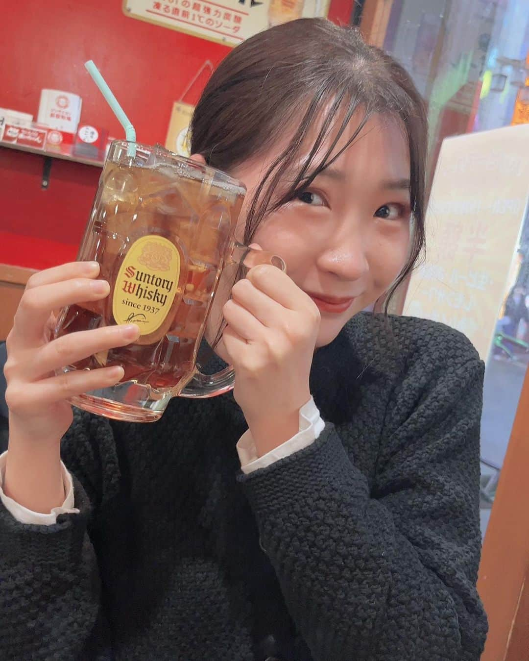 倉橋うみ（矢野あずさ）のインスタグラム：「⁡ ⁡ 特大サイズのウーロン茶飲んで お腹抱えるくらい笑って 帰宅した日です🤭 ⁡ ⁡ #もつ鍋の日 ⁡ ⁡」