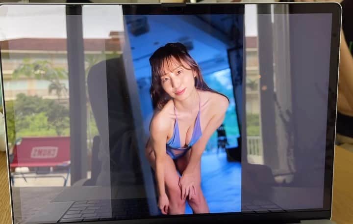 塩地美澄のインスタグラム：「🌺発売まで2週間となりました🌺  29日発売のイメージDVD『楽園の扉』の スチール写真より🫧  予約してくださいましたかー?  ✅ ラジオ新番組「塩地美澄のふくろとじらじお」 毎週金曜よる21時〜  ✅3/29 DVD『楽園の扉』発売  ✅4/12 写真集『Pearl』発売 ※4/15にお渡し会。詳細はプロフィール欄へ #塩地美澄」