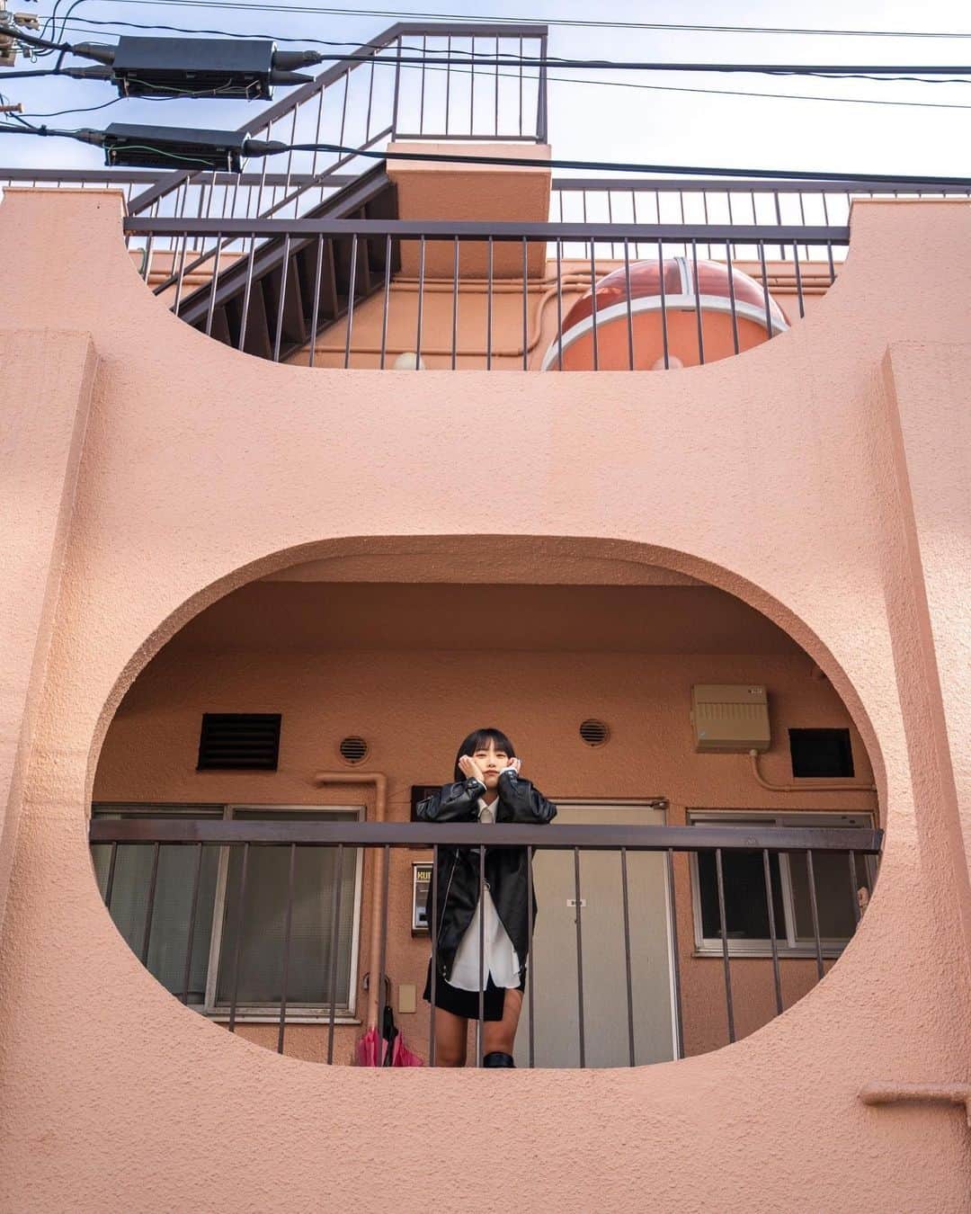 白釈迦遺さんのインスタグラム写真 - (白釈迦遺Instagram)「. 家々。  Photo @toy.tokyo」3月15日 14時20分 - shaka_yui