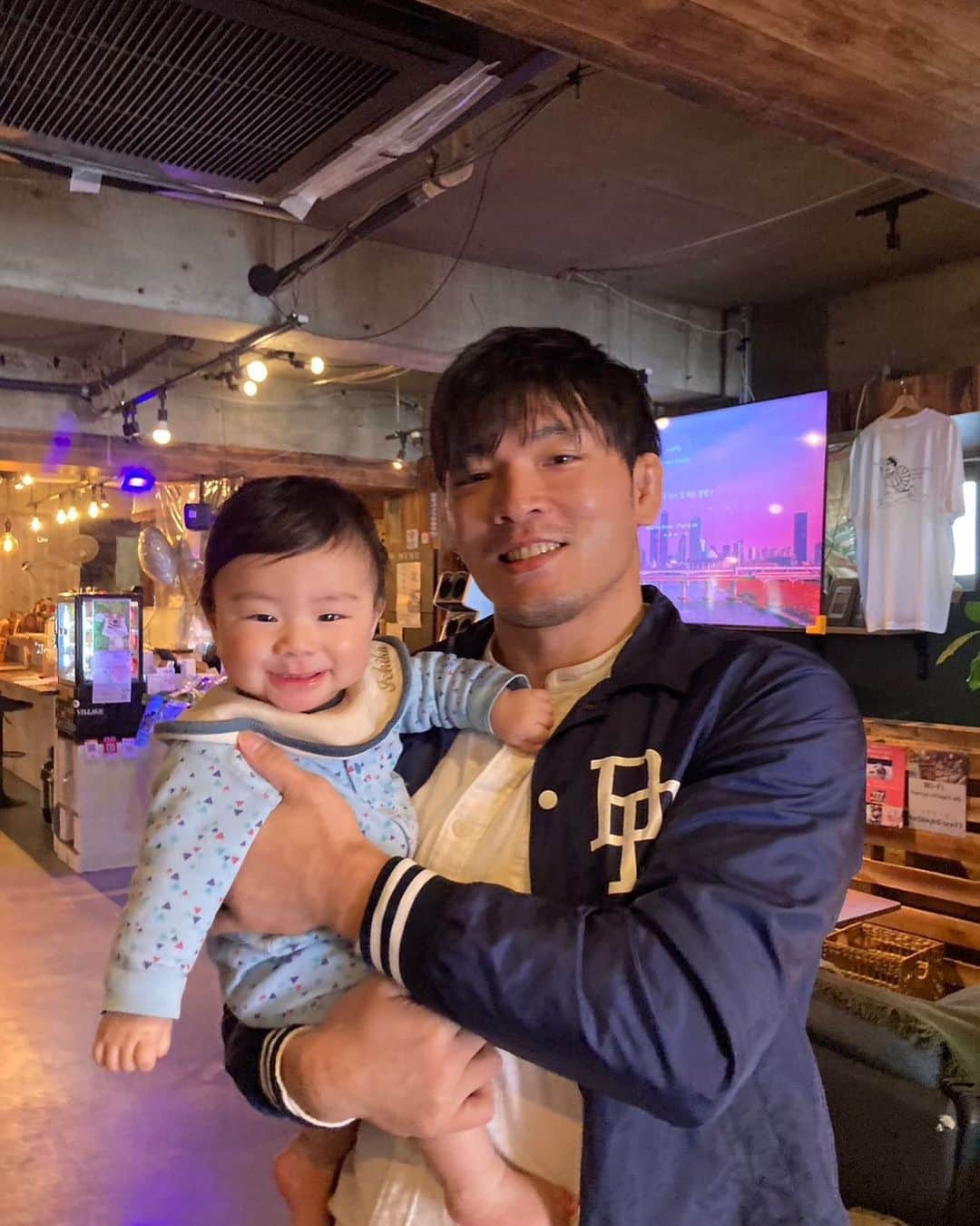 高谷惣亮のインスタグラム：「This Cafe where is great place. We had a good time.」
