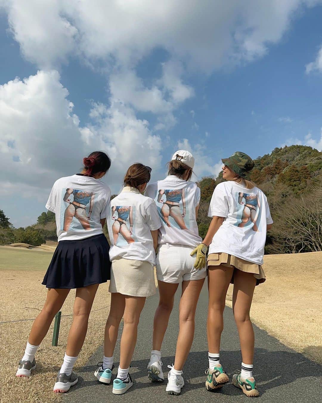 平野杏梨のインスタグラム：「朝から夜まで楽しい1日🥳⛳️🔥  えりさん @eritsukimoto  HAPPY BIRTHDAY🎂💝 そして 木戸脇さん　@__kido__  お疲れ様でした💫」