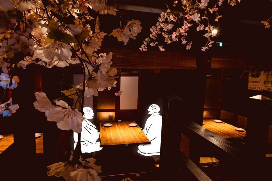 京町恋しぐれ新宿さんのインスタグラム写真 - (京町恋しぐれ新宿Instagram)「京都の桜は来週開花予定のようですよ🌸 名所もたくさん！早く満開の桜、見たいですね😌  #京町恋しぐれ#町屋和食#京都#京都観光#桜#もうすぐ開花予定#京都好きな人と繋がりたい#店内でお花見#フォトスポット#映え写真#新宿の京都#コンセプトレストラン#京都の雰囲気#京都気分#京都の風景」3月15日 17時23分 - kyoumachi_shinjuku