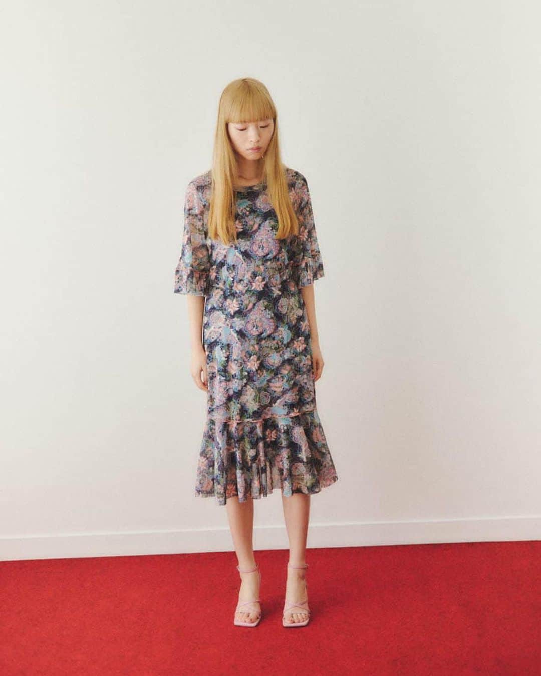 伊藤信子のインスタグラム：「for @ginzamagazine @viviennetam_jp #itonobukoworks 🀄️❤️‍🔥」
