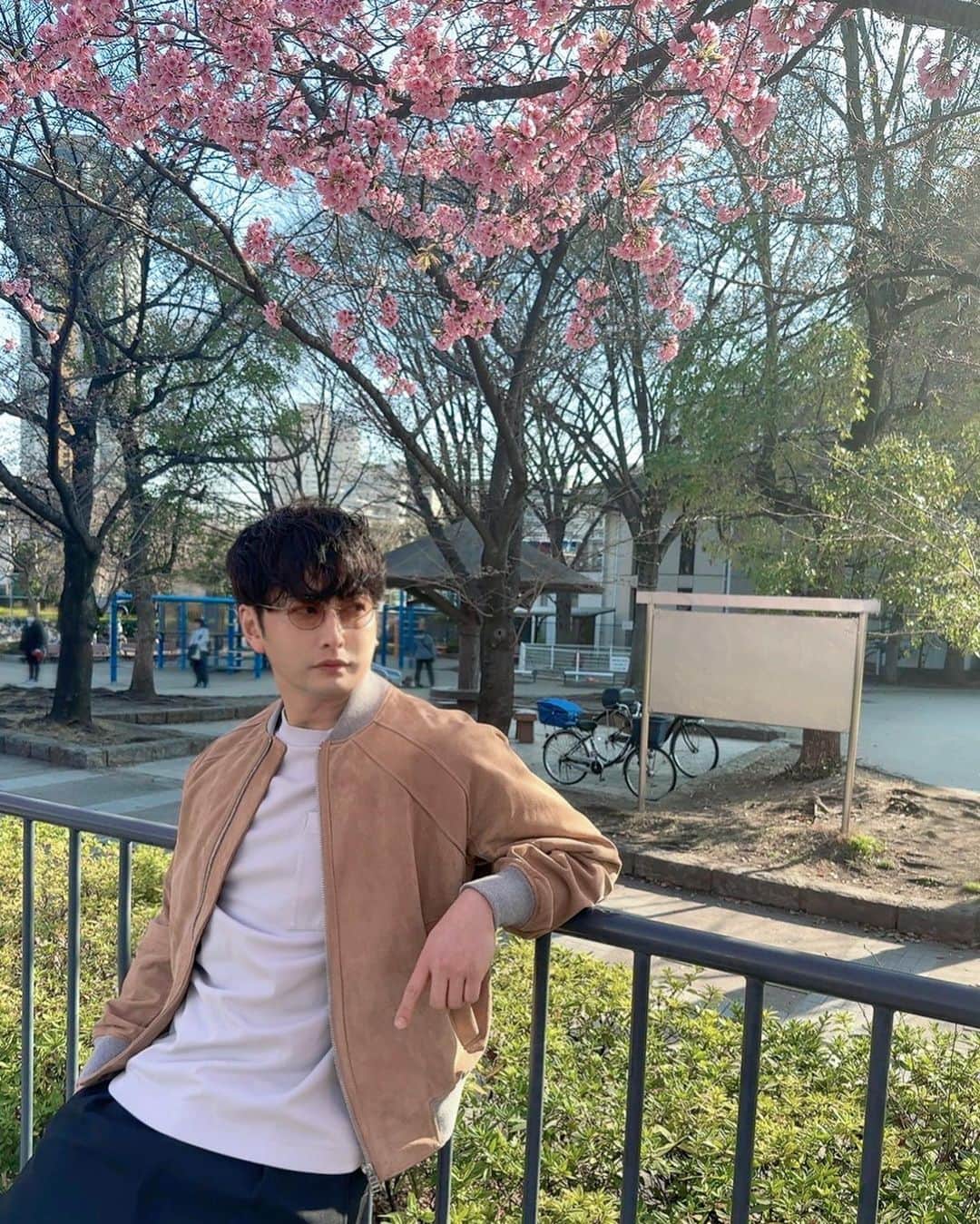 石黒英雄のインスタグラム：「🌸」
