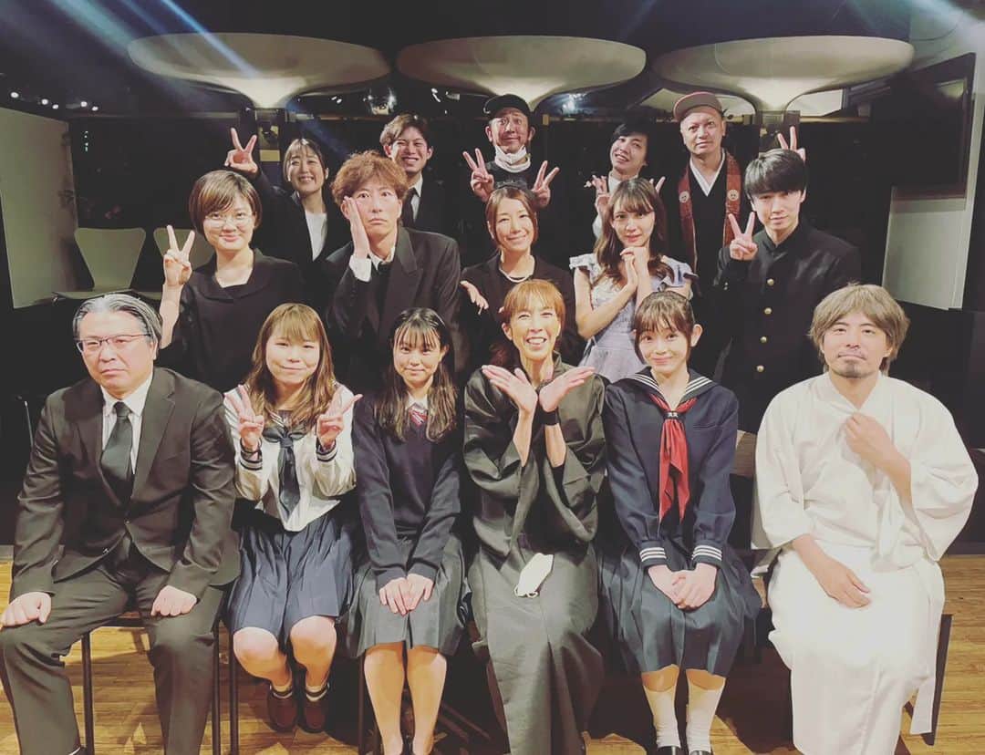 海老澤健次のインスタグラム：「いよいよ明日から『ソウサイノチチル』始まります☺ 早いなぁ。完売日や残席数がわずかな日が沢山らしく有り難いです。 僕の中でも是非見てほしい作品です☺AB族の皆さんよろしくお願いします☺ 楽しみながら明日初日を楽しみます！  今日は、これから次の顔合わせと本読み。残りも頑張ります✨ #ソウサイノチチル2023 # 海老澤健次 #大好きなメンバー #明日初日」