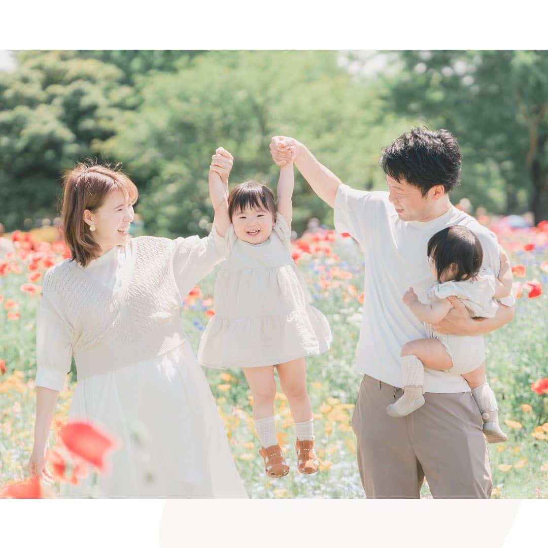 Lovegraph_Kids ラブグラフキッズさんのインスタグラム写真 - (Lovegraph_Kids ラブグラフキッズInstagram)「ㅤㅤㅤ桜以外の春の撮影もとっても可愛いです🥰🌷 ㅤㅤㅤ 菜の花やポピー、チューリップなどのお花畑フォトが大人気🌼🫧 ㅤㅤㅤ ୨୧┈┈┈┈୨୧ ㅤㅤㅤ Lovegraphは出張撮影サービスです📸お誕生日や七五三、日常フォトなどさまざまなシーンをプロのカメラマンが撮影いたします☺️ ㅤㅤㅤ 撮影プランや料金詳細は @lovegraph_kids のプロフィールURLをご確認ください🌼 ㅤㅤㅤ ୨୧┈┈┈┈୨୧ ㅤㅤㅤ #ラブグラフ #Lovegraph #幸せな瞬間をもっと世界に #桜フォト #出張カメラマン #菜の花畑 #チューリップ畑」3月17日 21時00分 - lovegraph_kids