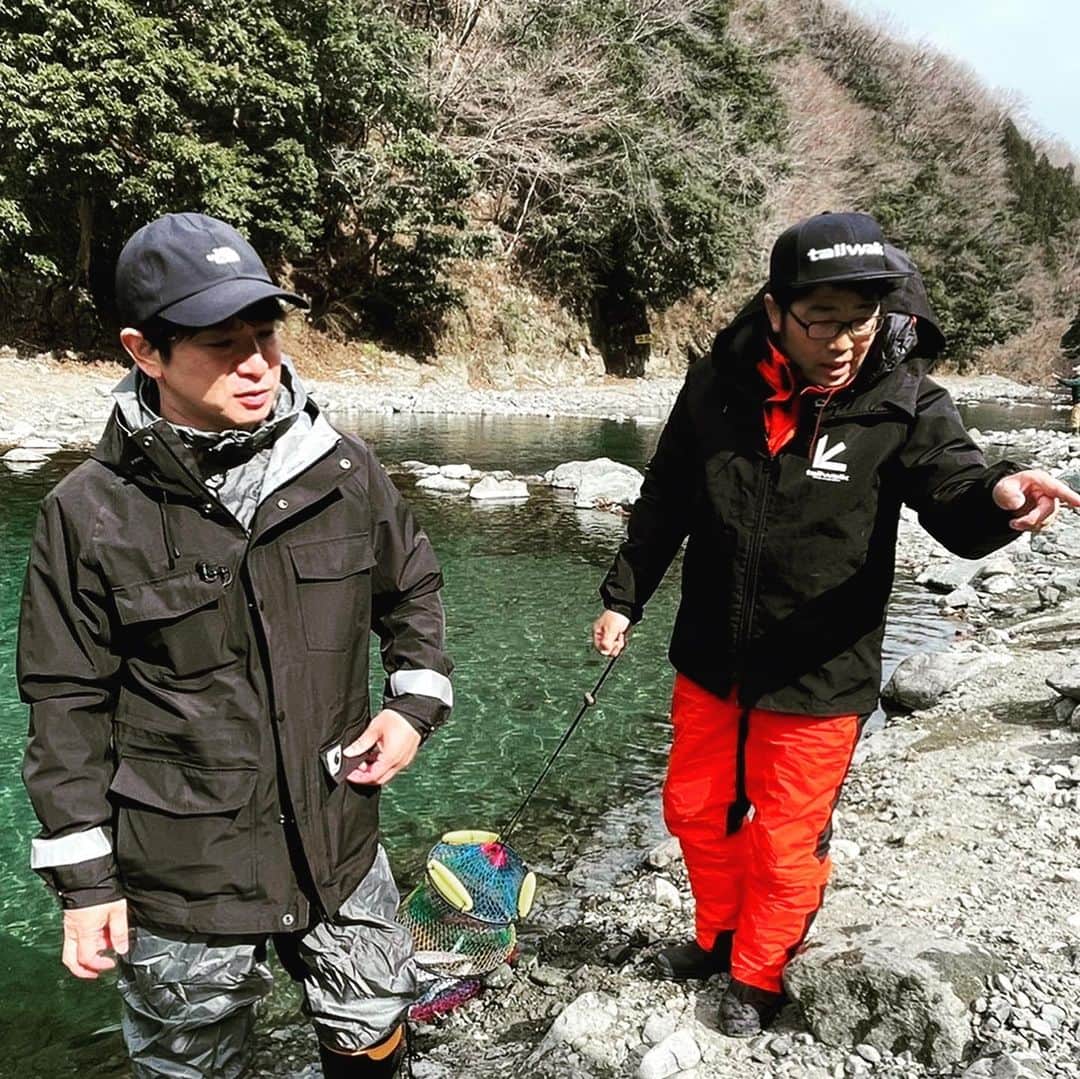 濱口優のインスタグラム：「#濱口優と秘密基地 #YouTube #鈴木拓　くん「見えてんだから釣れるでしょ！」」