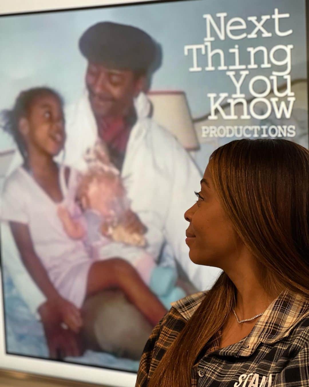 ブレシャ・ウェッブのインスタグラム：「Thank you @heydjnash for honoring my Dad on this weeks episode of @millionlittlethingsabc. I know he is smiling from above. I remember this day and these tender moments with my Daddy. I was singing to him our song. The song I posted of him singing at church reminds me that even though everything must change and seasons come and go our love and Gods love will always remain the same. I love you Daddy. 🙏🏾🕊️ Thank you so much again Dj.」
