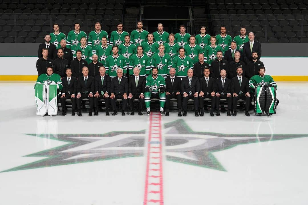 ダラス・スターズのインスタグラム：「⭐️ Your 2022-23 Dallas Stars ⭐️」