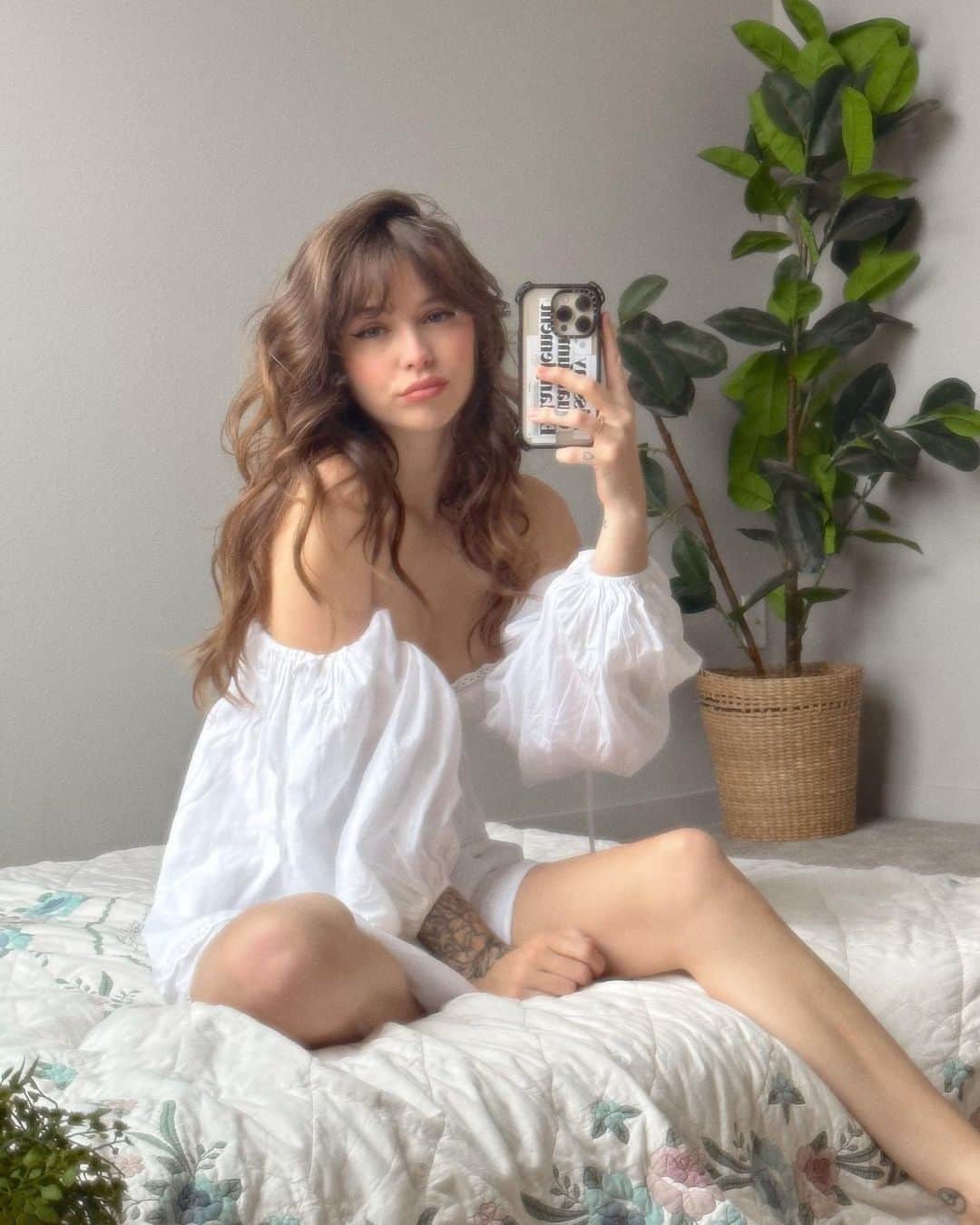 Acacia Brinleyのインスタグラム：「A couple photos from the last few days 🫶🏼」