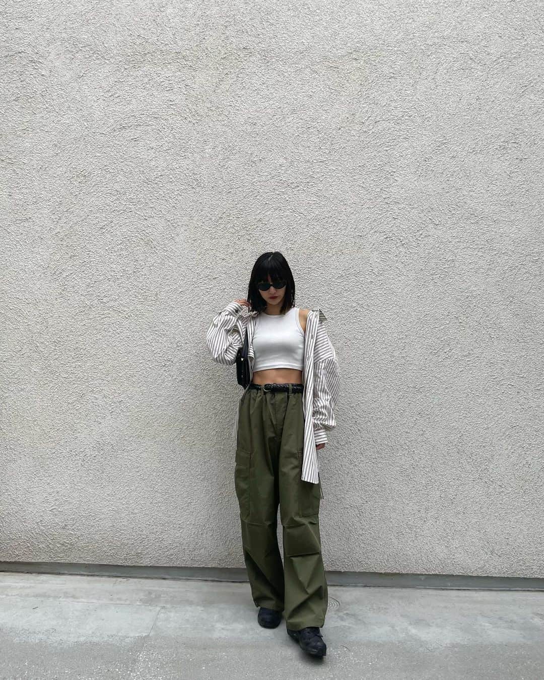 森摩耶のインスタグラム：「エアコンがいらない気温になってきて嬉しい。体にもいいし環境にもいいし光熱費も抑えられるし🙆‍♀️」