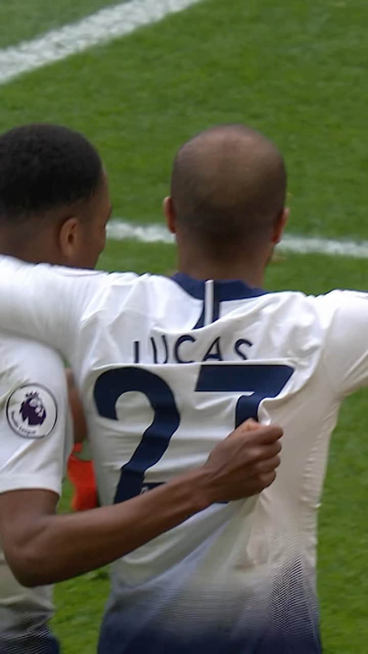 ルーカス・ロドリゲス・モウラ・ダ・シルヴァのインスタグラム：「Lightning @lucasmoura7 ⚡️  ⏪ On this day in 2019, Lucas scored the first ever hat-trick at @tottenhamhotspurstadium!」