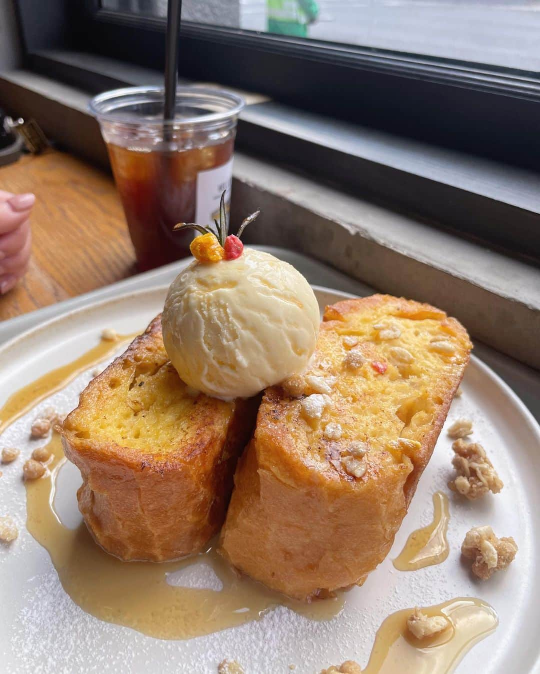 安部若菜さんのインスタグラム写真 - (安部若菜Instagram)「前に京都でパン巡りした時の🍞 ここは4,5軒目くらいだったけど、おいしかった〜🤤  その様子はYouTubeにも載せたのでよかったら見てみてね！  ちなみに皆は何パンが好きですか？🥐  #京都#京都グルメ#京都カフェ#パン#パン屋#フレンチトースト」4月13日 17時58分 - _wakapon_