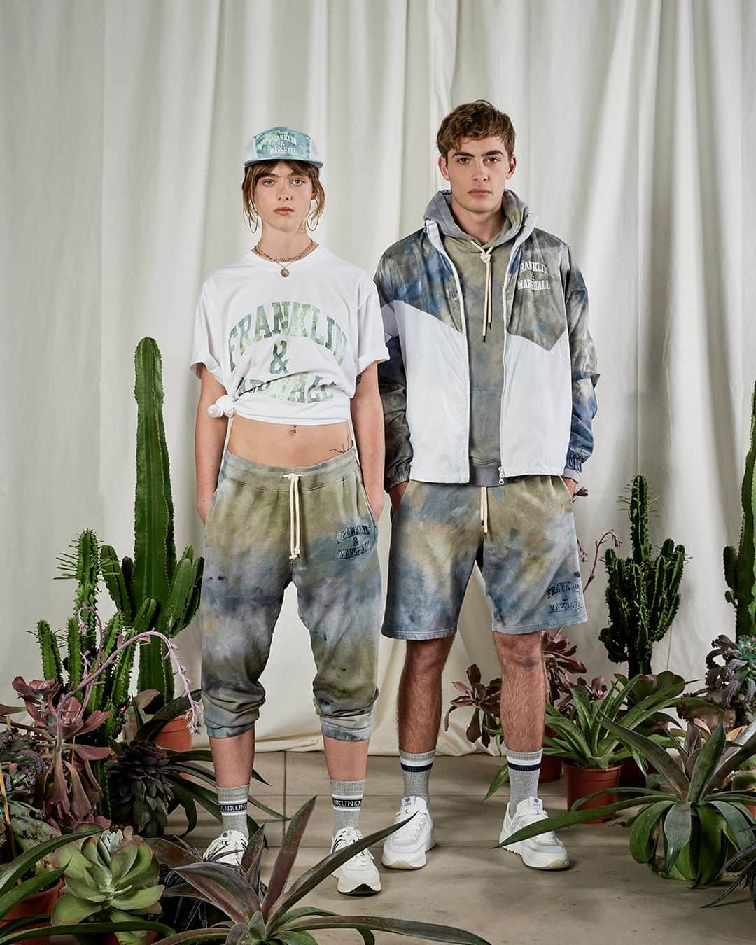 フランクリン&マーシャルさんのインスタグラム写真 - (フランクリン&マーシャルInstagram)「Introducing Ice Dye Theme. A supervintage collection that stands the test of time.  #franklinandmarshall #springsummer #IceDye #sportystyle #collegefashion #supervintage #IceDyeCollection #set」4月13日 18時00分 - franklinandmarshallofficial