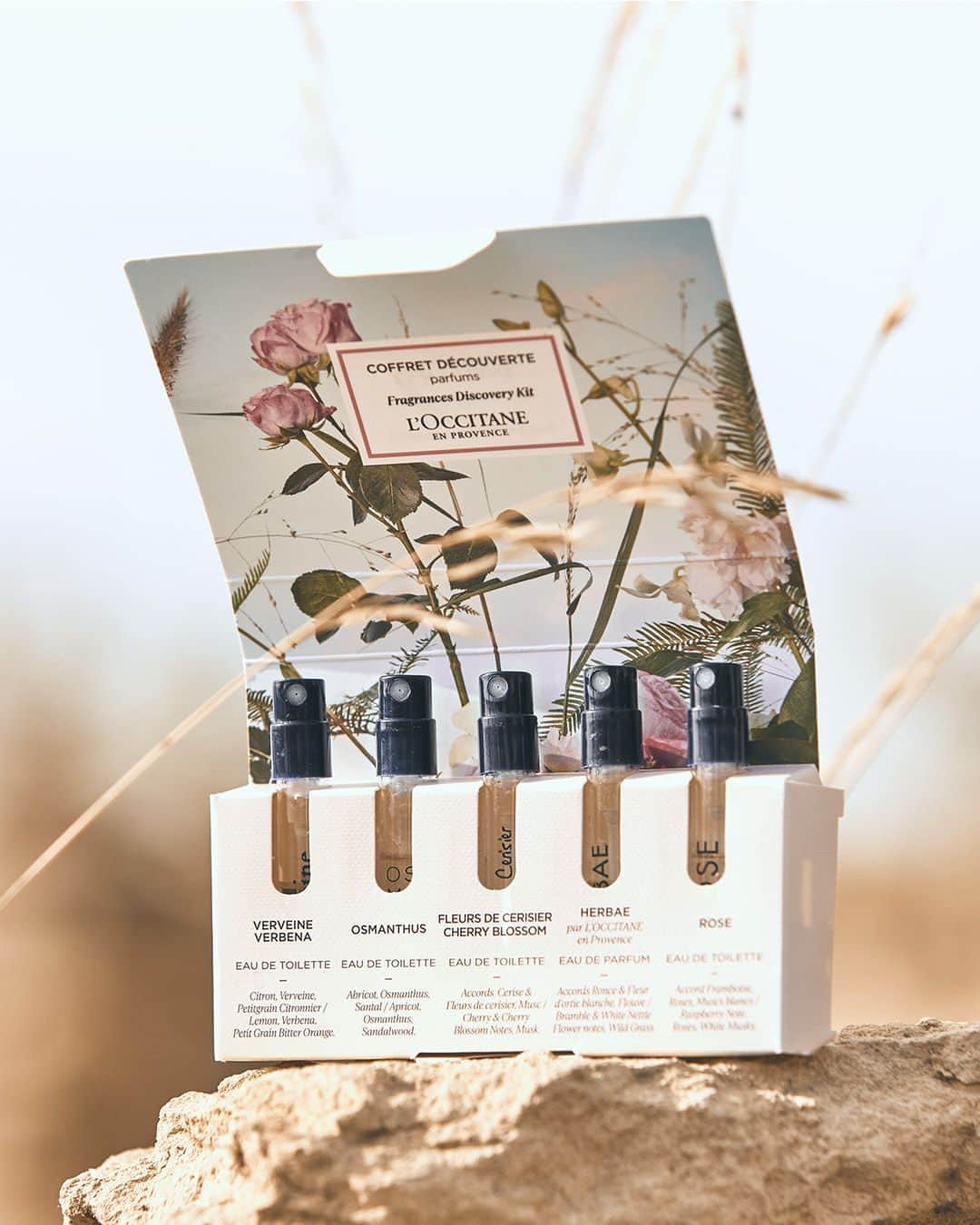 ロクシタンのインスタグラム：「Can’t choose which iconic L’Occitane scent should be yours?⁣ With our fragrance discovery kit, you can try them all before committing to a favorite Eau de Toilette. ⁣ ⁣ It features: Verbena, Osmanthus, Cherry Blossom, Herbae par L’Occitane and Rose. ⁣ ⁣ #Fragrance #WeCraft ⁣」