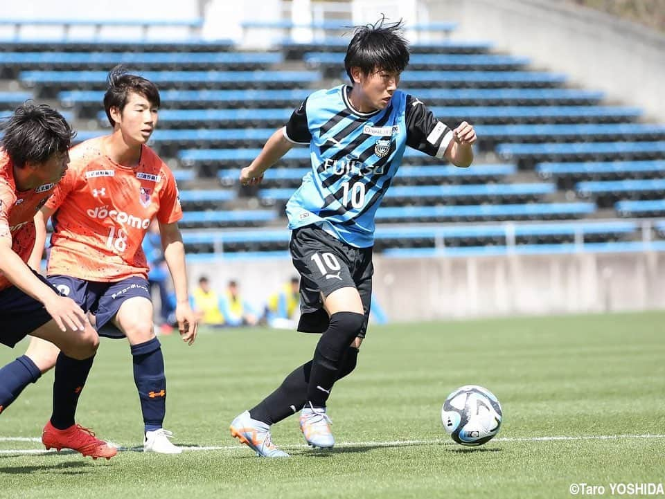 ゲキサカさんのインスタグラム写真 - (ゲキサカInstagram)「第5回 J-VILLAGE CUP U-18(福島県・Jヴィレッジ)決勝が3月21日、Jヴィレッジスタジアムで行われ、川崎フロンターレU-18(神奈川)と大宮アルディージャU18(埼玉)が対戦。0-0で突入したPK戦の末、川崎Fが7-6で勝ち、参加20チームの頂点に立った。  #高校サッカー #川崎フロンターレ #J-VILLAGECUP #soccer #football #サッカー #フットボール #⚽️ #gekisaka #ゲキサカ ©︎TaroYOSHIDA」4月13日 18時35分 - gekisaka