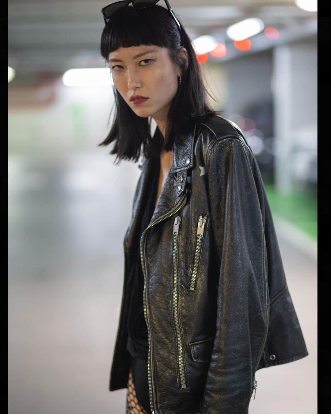 レンナ（RENNA）のインスタグラム：「📸❤️‍🔥 　 　 Grazie mille😘 @leonardorossidesign   　 　 #shooting  #modeling  #asianmodel #japanesemodel  #fashionphotography  #saintlaurent  #milano  #garibaldi  #📸」