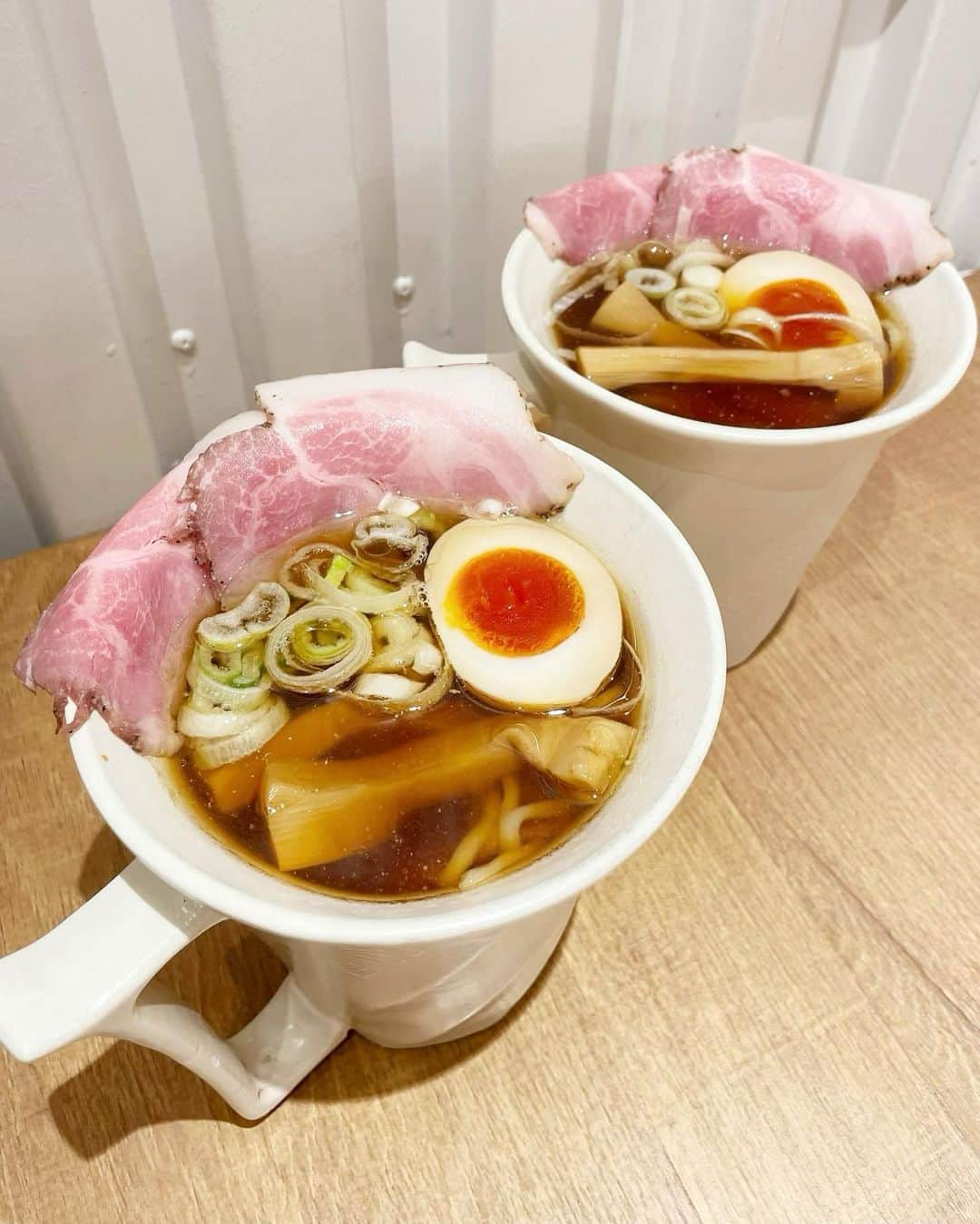 寺島茉里さんのインスタグラム写真 - (寺島茉里Instagram)「⁡ ⁡ じんめん美味しかった🍜‼︎ ⁡ 店内 広くてキッズスペースもあるし 子連れで気軽にラーメン食べれて嬉しい🤍 ⁡ 娘はパンケーキ食べたよ🥞◡̈ ⁡ 大阪で子連れランチできるお店 おすすめあったら教えてほしい𓌉 𓇋 ⁡ ⁡ #じんめん #じんめんカフェ #梅田ラーメン #梅田カフェ #大阪ラーメン #大阪カフェ #子連れランチ大阪 #ウォーターヌードル #人類みな麺類 #グランフロント大阪」4月13日 18時57分 - tera___1224