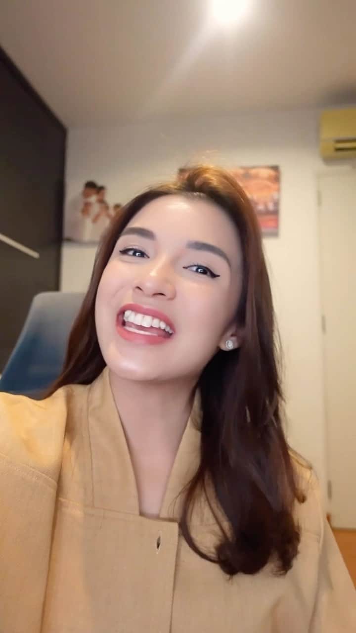 チェルシー・オリビアのインスタグラム：「Sebentar lagi udah mau lebaran nih.. nah aku mau main dulu sama team aku yg ada di rumah ❤️kali ini kita main pick one challenge dulu sama mereka..  Bonus sebelum THR keluar biar pada semangat puasanya hahaha yukk siapa aja yg beruntung kali ini❤️❤️  #LengkapiRamadan」