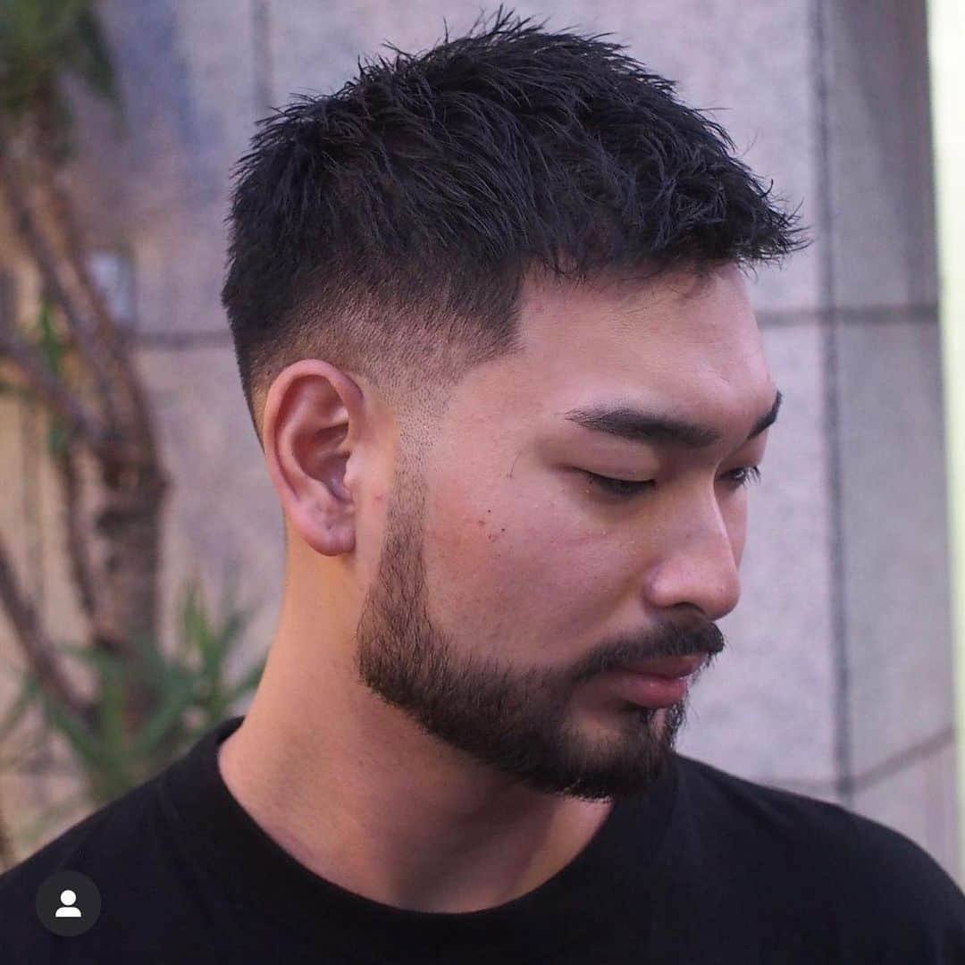 DRESSKINさんのインスタグラム写真 - (DRESSKINInstagram)「久しぶりに髪型の投稿💇‍♂️  こちらは東京都千代田区神田岩本町にある @thebarbatokyodine の @eiichiro_koseki さんのスタイル💇‍♂️  Repost from @thebarbatokyodine   #thebarbatokyo #thebarbatokyodine #dresskin #ザバルバトウキョウ #ザバルバトウキョウダイン #岩本町 #ドレスキン #メンズヘアースタイル #メンズコスメ」4月13日 20時13分 - dresskin_official