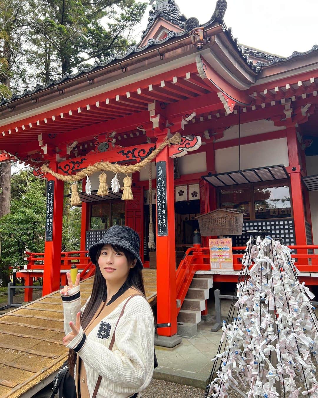 ちとせよしのさんのインスタグラム写真 - (ちとせよしのInstagram)「初金沢🙋🏻‍♀️ 友達に勧められて、案内してもらったよ~☺️♡ 割と駅の周りに観光スポットかたまってて周りやすかった✨ 海鮮美味しすぎてつい奮発しすぎちゃいました(ﾉ≧ڡ≦)笑  #金沢 #金沢旅行 #金沢グルメ #boss #ca4la #バケハ」4月13日 20時34分 - chitose_yoshino