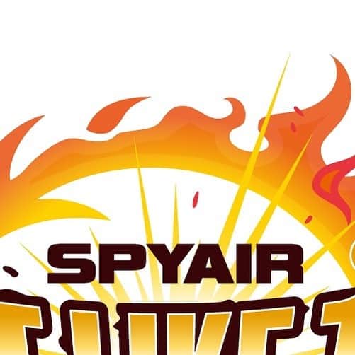 SPYAIRのインスタグラム：「『JUST LIKE THIS 2023』開催決定！ ⁡ --------------------------------- ⁡ 俺らとみんなの夏の約束。 “JUST LIKE THIS” ⁡ 富士急でみんなと会える。 ここ数年はそれを毎年の楽しみの中心としてバンド活動をしていました ⁡ 色々あって今は本当に大きな夢のステージになってしまったけど 俺たちは諦めていません。 ⁡ SPYAIRを富士急の舞台へ そして、未来へ繋いでいく事を俺たちは諦めていません ⁡ みんなの中にもそれぞれまだ戸惑いがあると思います でも、俺たちが進み続けていく中でそれは変わっていくかもしれない その可能性だって諦めていません ⁡ まずはこの新しい第一歩を 是非！！一緒に踏み出しませんか！？ ⁡ SPYAIRはここからです ⁡ 今年こそは！！ 富士急で会うぞ！！みんな！！ ⁡ ロックスター達に憧れて、バンドを始めて、 ロックスター達が立ったライブフェスのステージに憧れて、 それを目指して野外ライブで音を鳴らしてきました。 ⁡ それは何年経っても変わらないこと ⁡ でも変わっていく事で 変わらずにステージに立つ俺たちの選択を、決意を、 RE:スタートを 見届けてください ⁡ 富士急で待ってます！！ ⁡ --------------------------------- ⁡ ■日時：2023年8月11日(祝・金)  ■開場 15:30 開演17:00（19:30終演予定） ■会場：富士急ハイランド・コニファーフォレスト ■料金：全席指定6,900円（税込）※3歳以上チケット必要 ※雨天決行・荒天中止／公演途中で中止の場合、払戻は致しませんのでご了承下さい。 ⁡ #SPYAIR #JLT2023」