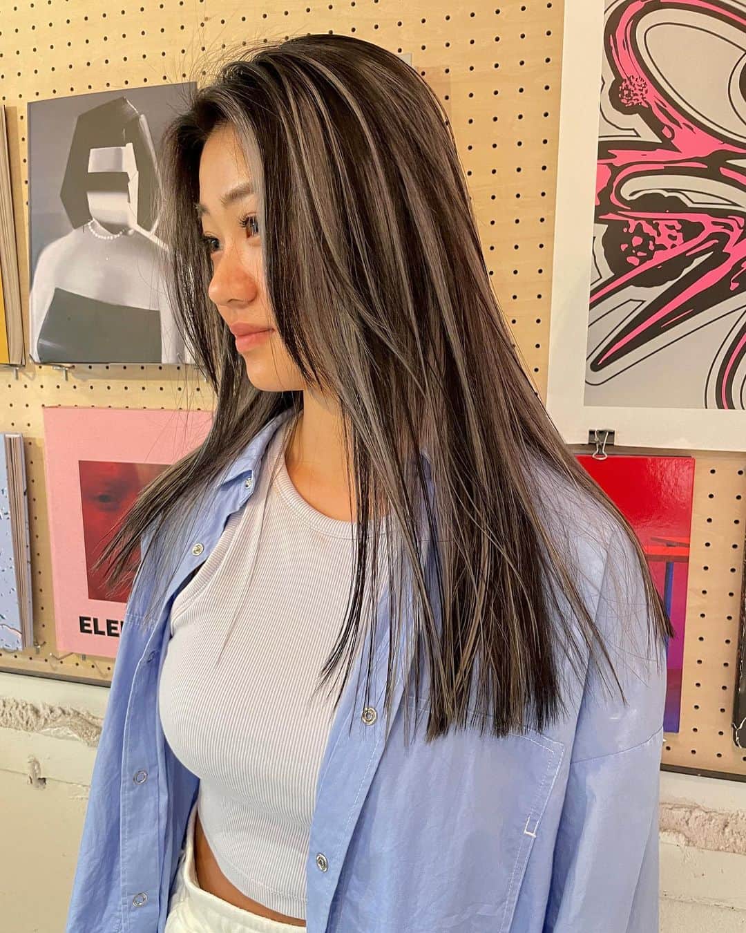 カワシリアツシのインスタグラム：「slicing mix⚡️ White & Black🕊️」