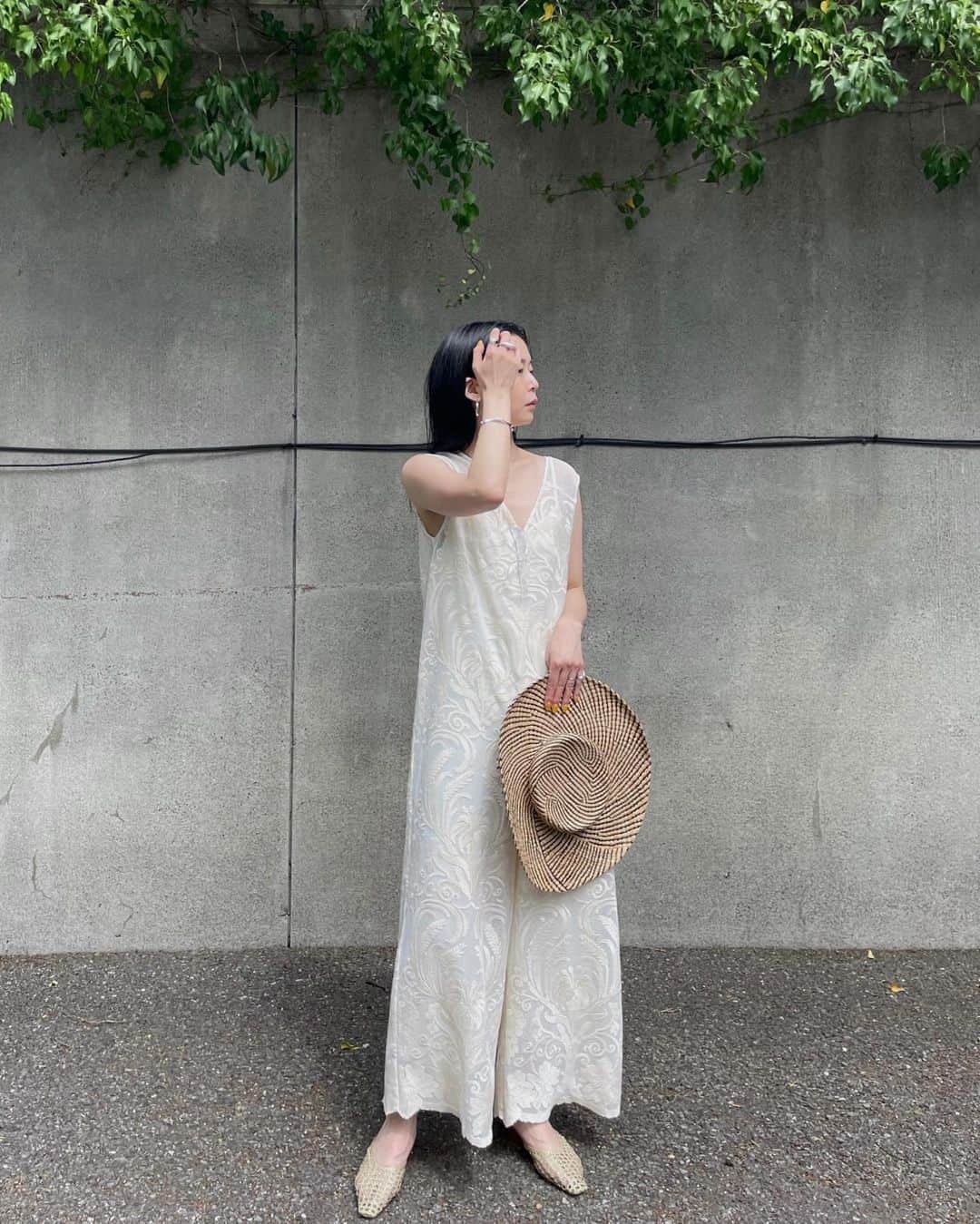 ameri CHLOE V NECK ROMPERS | www.rnd.org.il