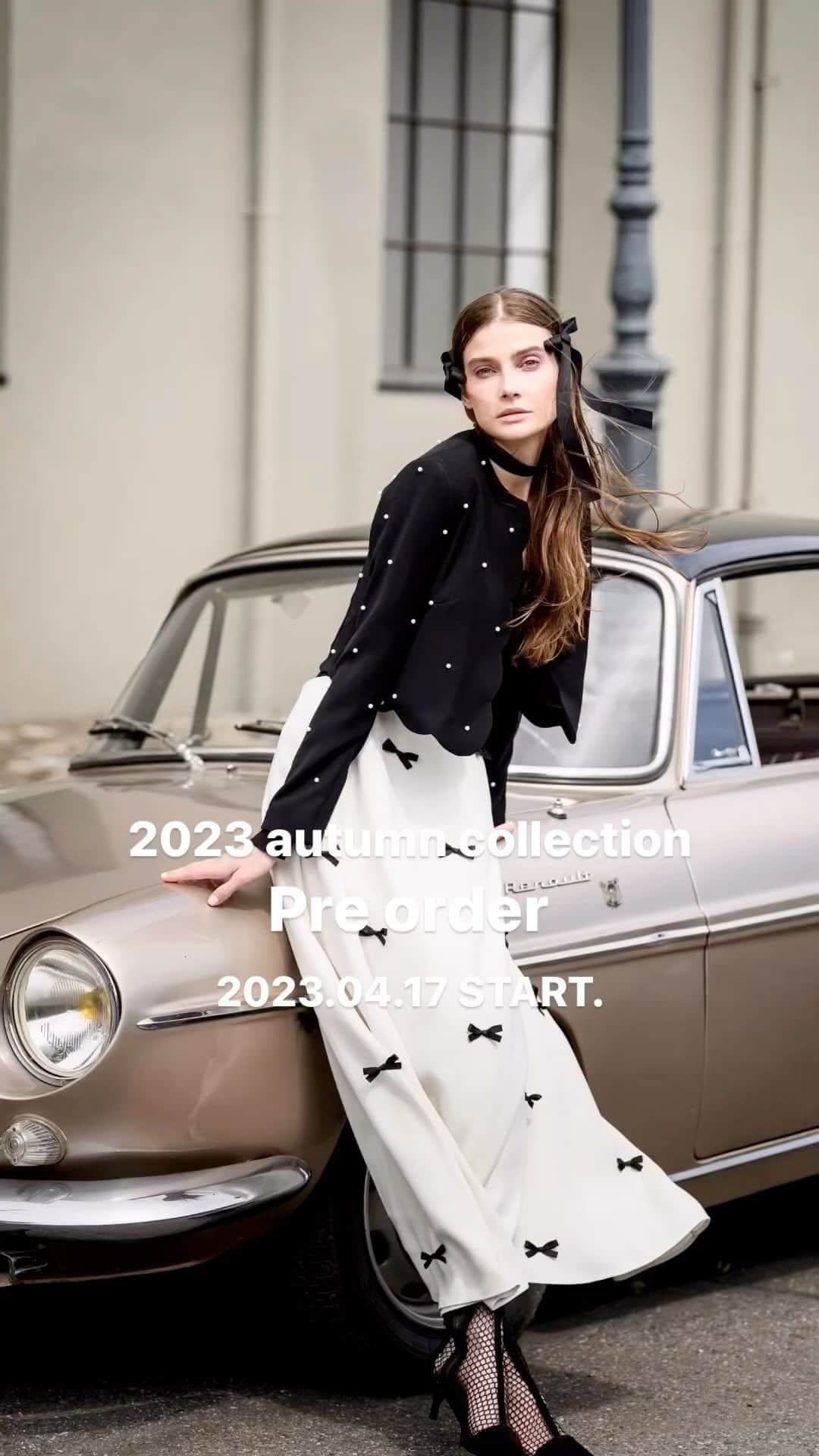 Tsuru by Mariko Oikawaのインスタグラム：「2023 autumn collection. pre order. 2023.04.17 START.  #tsuru #tsurubymarikooikawa #2023aw #preorder」