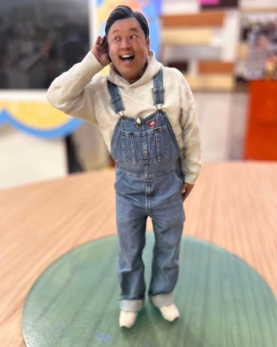 ボールボーイ佐竹のインスタグラム：「満点ママでご紹介した 福山の株式会社キャステムさんの 3Dプリンター技術半端ねぇ！！！  #キャステム #満点ママ #3Dプリンター #地元っ子に聞いてみた  #木曜日 #福山」
