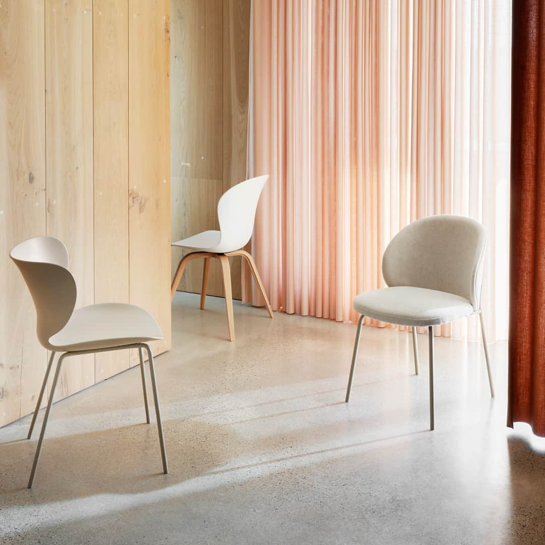 BoConceptさんのインスタグラム写真 - (BoConceptInstagram)「Dine in style this season with our timelessly elegant dining chairs. Like the Princeton dining chair, which is shaped to follow the curve of your body, and the Hamilton dining chair, an embracing design with a slim waist. Explore our entire collection of dining chairs via link in bio.  #boconcept #liveekstraordinaer #ekstraordinærsince1952 #anystyleaslongasitsyours #homestyling #danishdesign #diningroom #chair」4月13日 21時20分 - boconcept_official