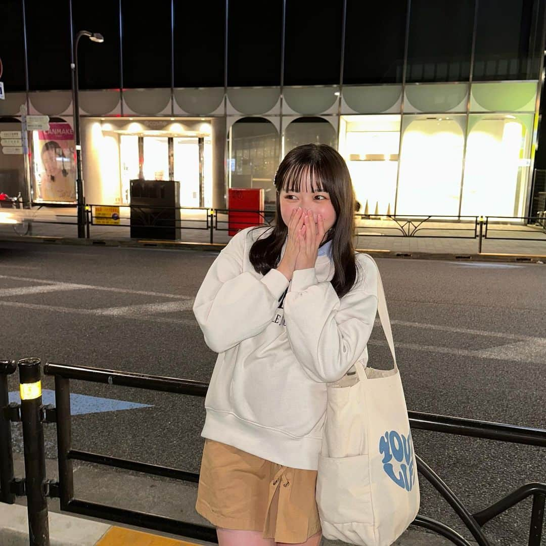 上田美夢さんのインスタグラム写真 - (上田美夢Instagram)「制服っぽい服装が大好きなの💭 襟とミニスカは必須！🌼🌼  ┈┈┈┈┈┈┈┈┈♡┈┈┈┈┈┈┈┈┈┈  公式 @puregi_official  ・ ・ #PureGi #ぷれっぢ  #MIYU  #アイドル #オレンジ担当 #アイドルガーリー #フレンチガーリー  #冬  #高校生 #JK #JKブランド #みゆまる #ブリーチなしカラー #ブリーチなし #暗髪カラー #暗髪 #オレンジ担当 #アイドルヘア #ウェーブ巻き #ミディアムヘア」4月13日 21時52分 - __m.u2525