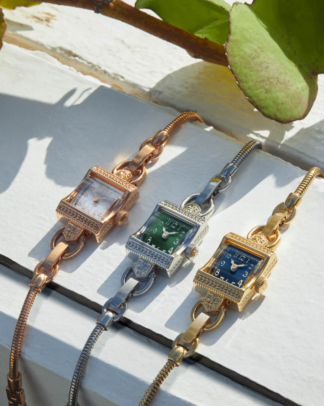 Hamilton Watchさんのインスタグラム写真 - (Hamilton WatchInstagram)「Art deco essence squared.  Inspired by the era’s exuberant aesthetic, expressed through sleek lines and contrasting colors, the Lady Hamilton Necklace comes in three alluring versions to suit your style and personal preference.  #hamiltonwatch #watch #new #watchoftheday #jewelry」4月13日 22時00分 - hamiltonwatch