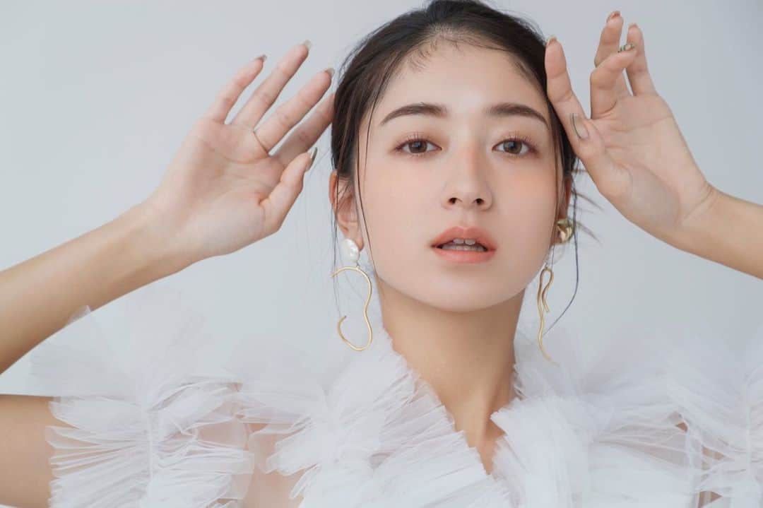 池田美優（みちょぱ）のインスタグラム：「． VOCE 第一弾🤍 縦と横の写真一緒に投稿できないから 何回かにわけてupしますお付き合いください🙇🏽‍♀️笑」