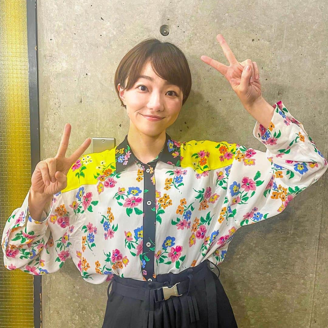 雨宮萌果のインスタグラム：「💇💇💇  I got my hair cut ✂️  やっぱ、こうでなくちゃね〜。  最近、髪や身の回りのものを サッパリ刷新したら  イイことあった！ うぇーい🙌  #haircut #ショート#ボブ  #ガーデン表参道」