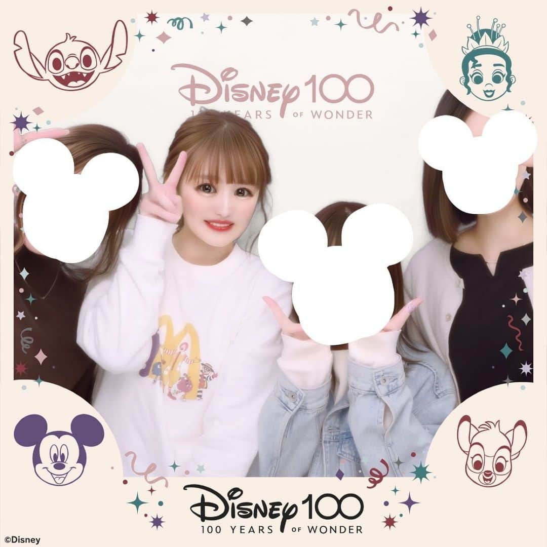 伊藤かりんさんのインスタグラム写真 - (伊藤かりんInstagram)「. . ディズニー100周年フレームの プリクラが出たと聞いたので ひーーーーーさしぶりに撮ってみた！  フレームめちゃかわ🥹🤍 ティアナちゃんがフレームにいるなんて 絶対撮らないとじゃん🥹🤍  でも  でも  私の顔バケモンすぎるwwww おもろいwwww  .」4月13日 22時44分 - karin___ito