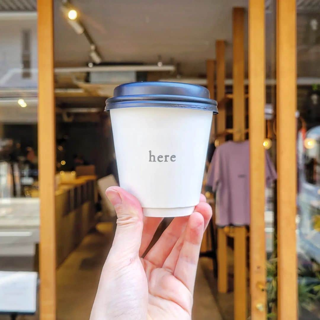 CAFE-STAGRAMMERさんのインスタグラム写真 - (CAFE-STAGRAMMERInstagram)「I'm here, but where are you? ここから、きっとあたらしい季節がはじまる♪  #京都 #☕ #京都カフェ #kyoto #kyotojapan #kyotocoffee #kyotocafe #herekyoto ##cafetyo #カフェ #cafe #中京区 #咖啡店 #咖啡廳 #咖啡 #카페 #คาเฟ่ #Kafe #カフェ巡り #coffeeaddict #カフェ部 #cafehopping #coffeelover #カフェスタグラム #instacoffee #instacafe #京都カフェ部 #sharingaworldofshops」4月13日 22時46分 - cafetyo