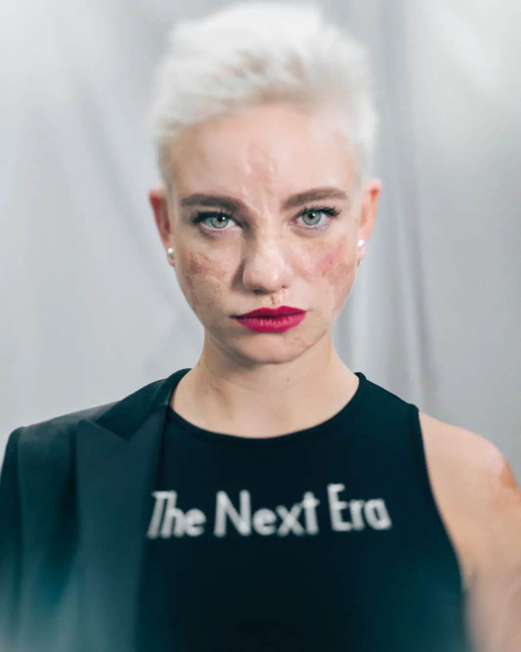 ベアトリーチェ・ヴィオのインスタグラム：「Rompere le barriere (e non solo quelle 😉) e aprire nuovi orizzonti... “The Next Era" is coming 🦾  📸@leandroemede  #future #newgeneration」