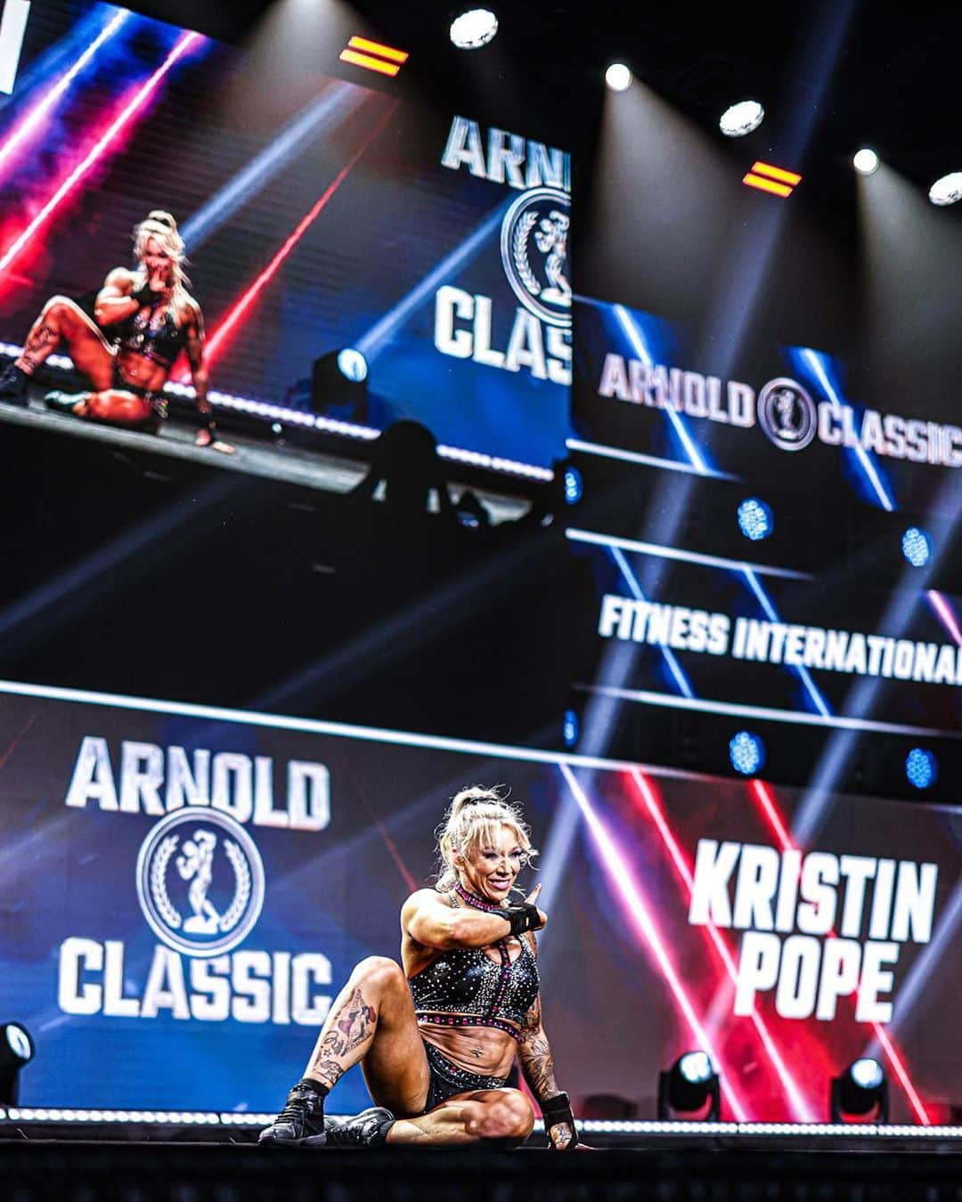 クリスティン・ポープさんのインスタグラム写真 - (クリスティン・ポープInstagram)「#throwbackthursday with Fitness International competitor @kris10pope ! Kristin won the overall at the 2022 Arnold Amateur, earning her invite to come back in 2023 to compete on the pro stage where she put on an incredible show for the fans in Columbus!  #asf2023 #arnoldclassic #arnoldsportsfestival #arnoldsports #fitness #ifbb #ifbbpro #ifbbproleague #fitnesspro #fitnessinternational   📷 @profitnessphotos」4月14日 0時00分 - kris10pope