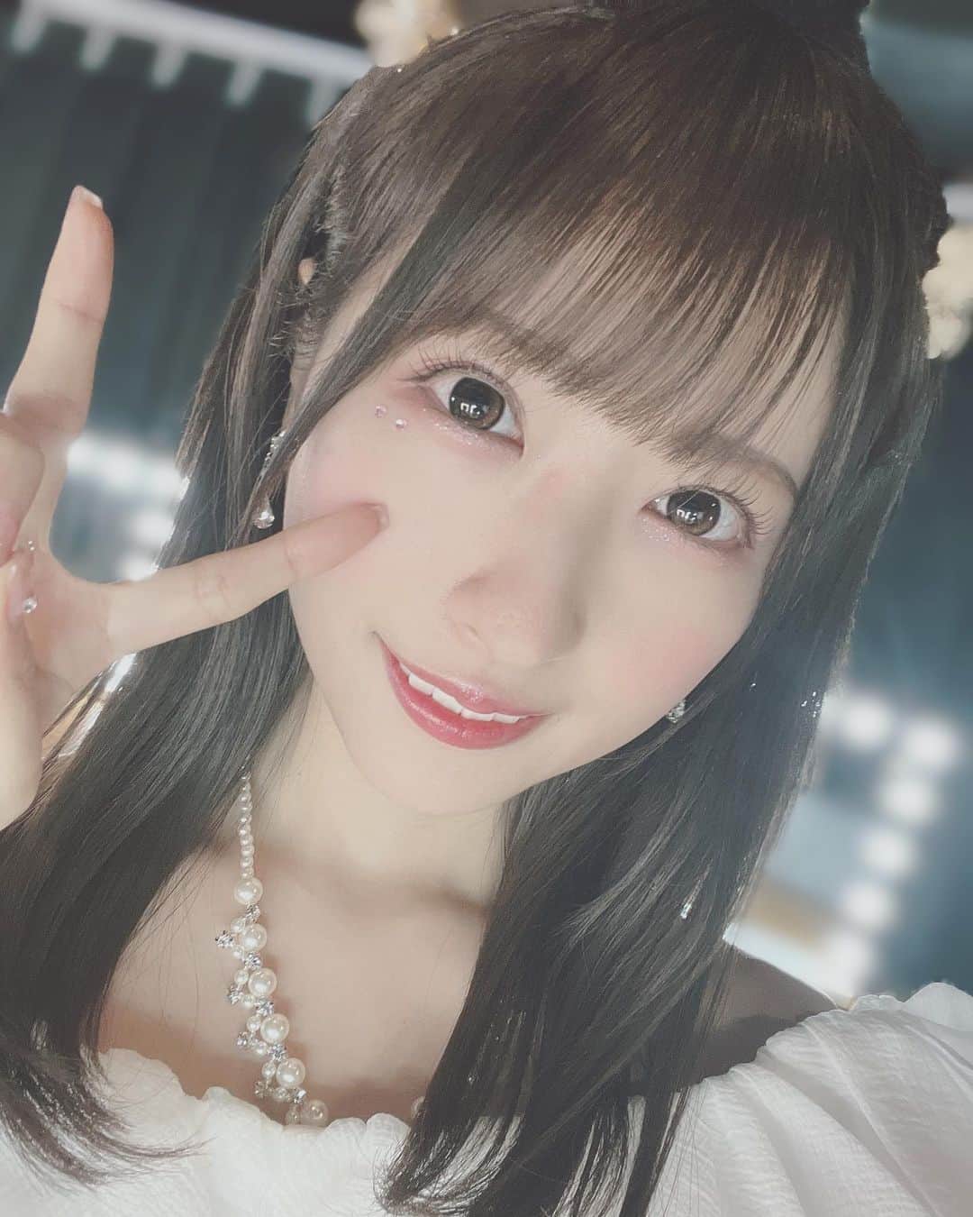 小桃音まいのインスタグラム：「🌸  15年目もよろしくね？❤︎」