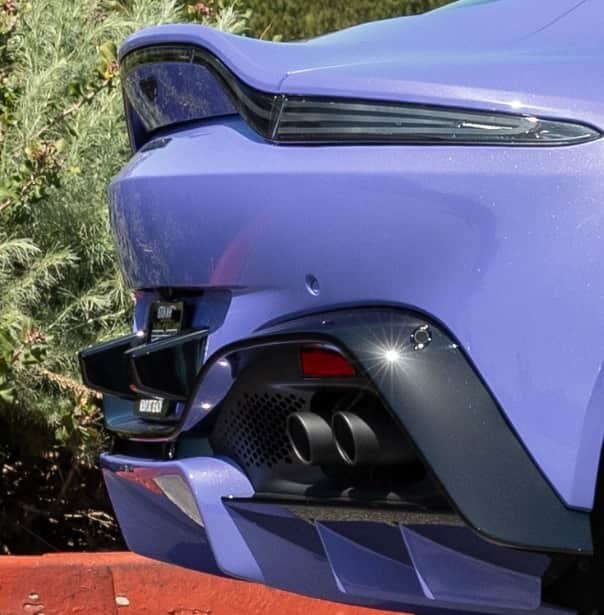 アストンマーチンのインスタグラム：「Preparing for Spring, as only a bespoke Aston Martin could.   The ultimate in tailored personalisation.  #AstonMartin #INTENSITYDRIVEN」