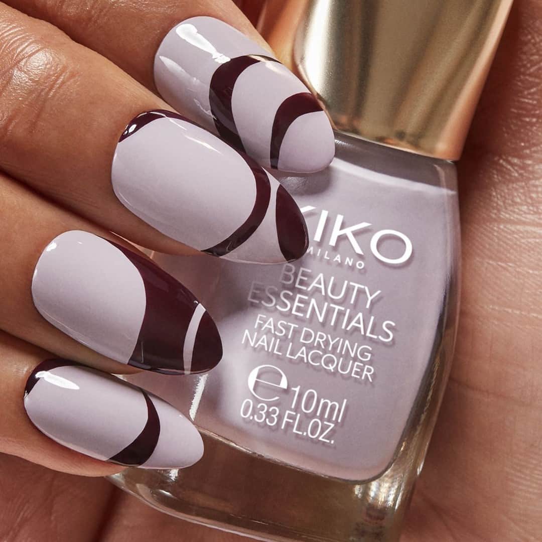 KIKO MILANOさんのインスタグラム写真 - (KIKO MILANOInstagram)「You can't not use our #KIKOBeautyEssentials Fast Drying Nail Lacquers this sunny spring Sunday! 🌸 Perfect for a quick yet trendy manicure! 💅⁣ Fast Drying Nail Lacquer 03, 04 ⁣ ⁣ *Products are available while stocks last! Check locally as availability may ⁣ vary by country and between the website and store. ⁣」4月10日 3時40分 - kikomilano