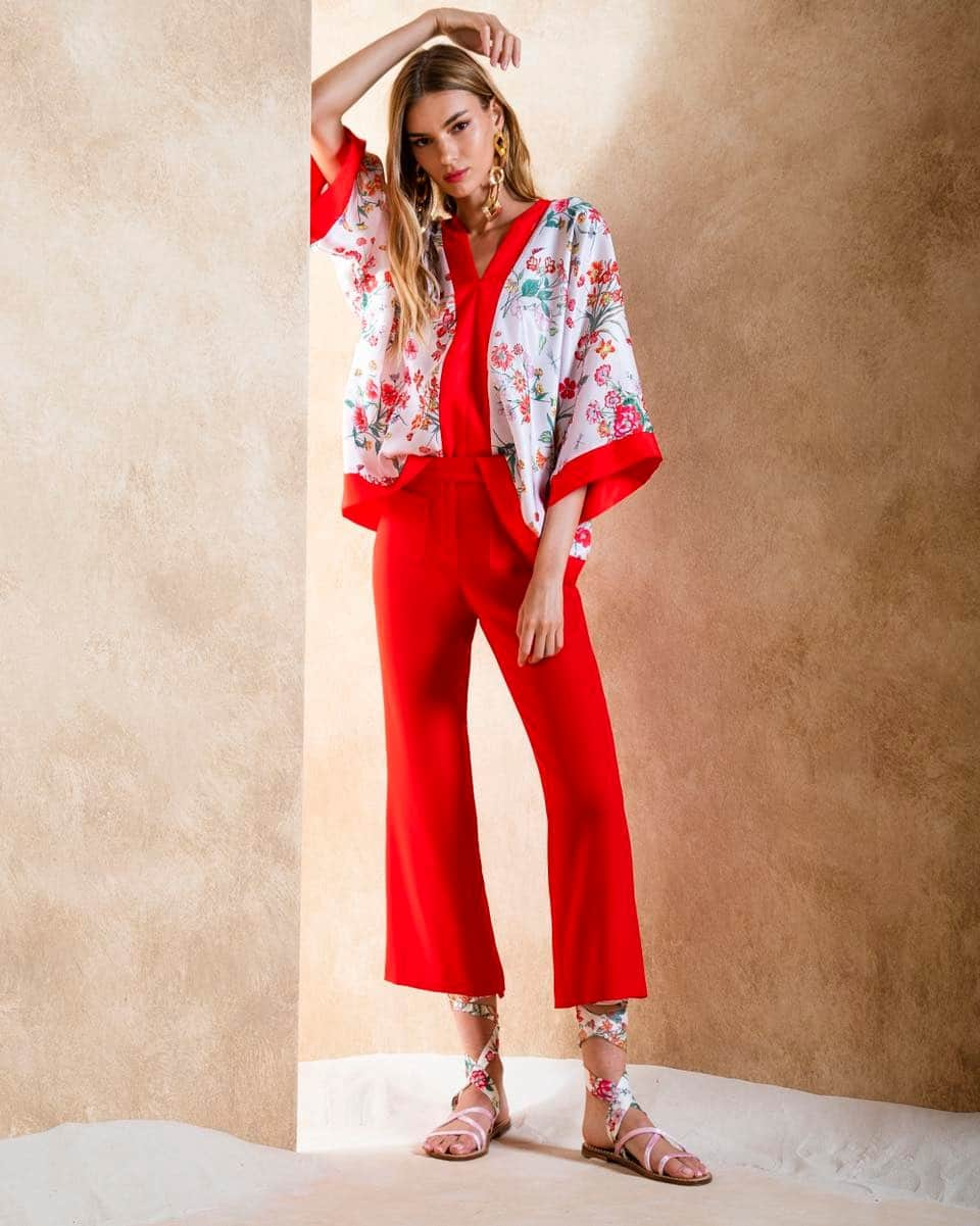 コンパニーアイタリアーナさんのインスタグラム写真 - (コンパニーアイタリアーナInstagram)「Flower and red!  #compagniaitaliana #thenewera  #ss23 #springsummercollection #springsummer23 #springfashion #springlook #springoutfit」4月9日 19時50分 - compagniaitaliana