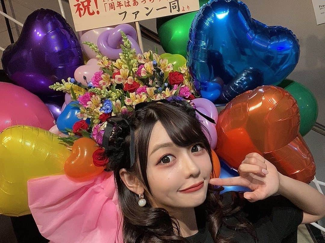 織田唯愛さんのインスタグラム写真 - (織田唯愛Instagram)「あらためて、、、 １周年ワンマンありがとうございました˙˚ 𓆩 (*´▽`*)✿𓆪 ˚˙ . . 全曲歌って踊って 新曲出して、アンコールして 16曲かな？？ . 次のワンマンは、5月21日！ 詳しくは、アイアイタイガー公式HP みてね！ . . . #アイアイタイガー #アイアイタイガー１周年 #あいてぃが #アイドル」4月9日 20時03分 - odaichika