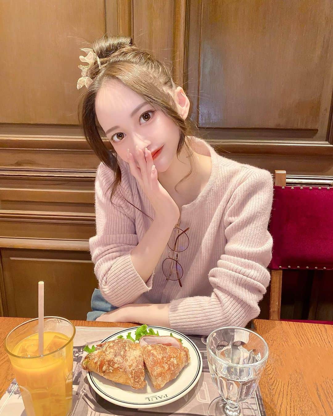 小川青空のインスタグラム：「. ここのクロワッサン🥐 すごーくすき🥰  . #paul」
