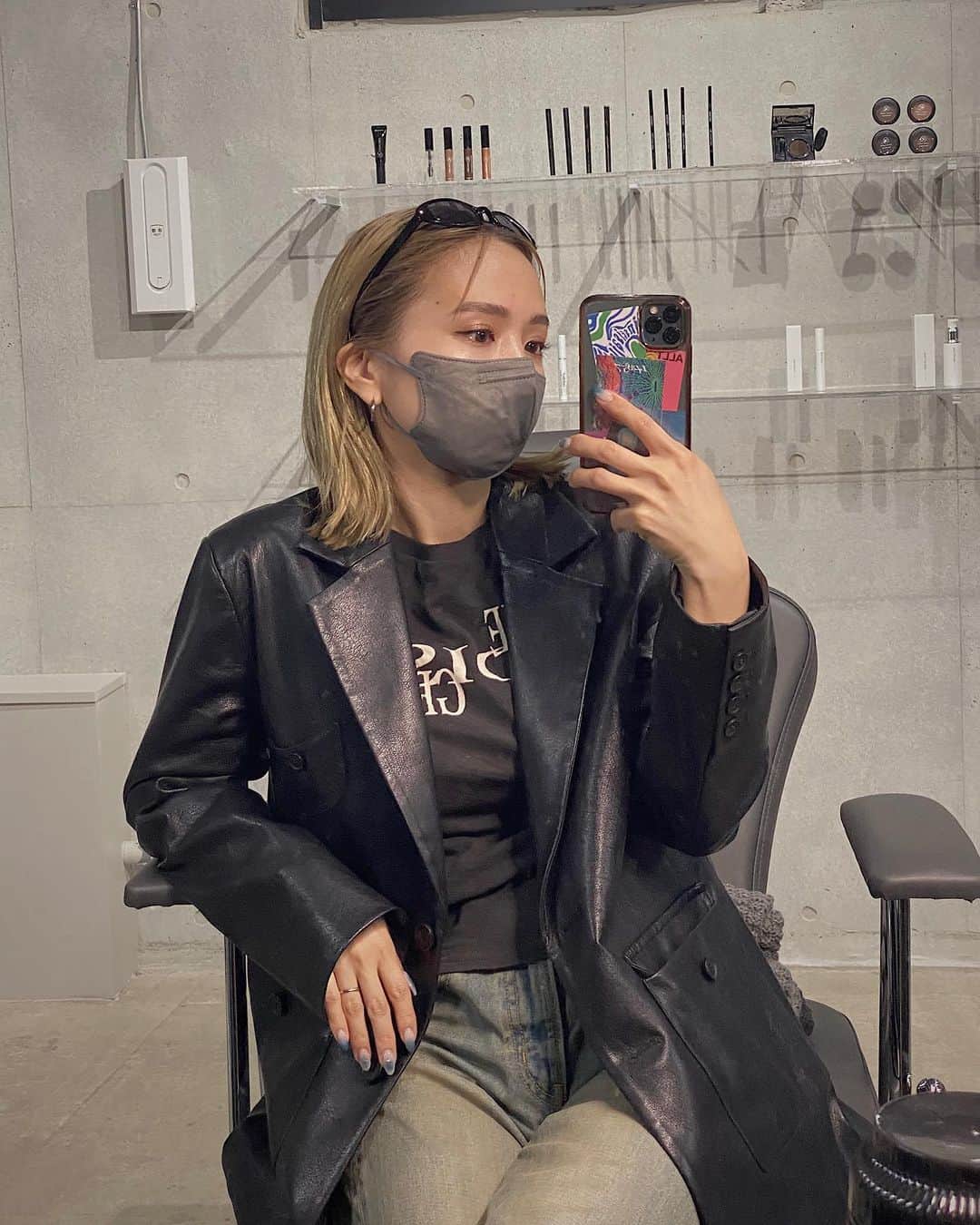 室原彩夏のインスタグラム：「ㅤㅤㅤㅤㅤㅤㅤㅤㅤㅤㅤㅤㅤ ストーリーにも投稿したけど 質問が多かったからフィードにも✌︎ ㅤㅤㅤㅤㅤㅤㅤㅤㅤㅤㅤㅤㅤ 眉毛Lv.100にしてもらったのは @waxyyy.tokyo です🤍 ハリウッドブロウリフトだけだと 1時間くらいでおわるし サクッと合間に眉毛整えに行ける 気軽さがあって本当にオススメ🙆🏻‍♀️ ㅤㅤㅤㅤㅤㅤㅤㅤㅤㅤㅤㅤㅤ やっぱり自分で整えるのと全然違うし 大事だなぁーと実感😂 ㅤㅤㅤㅤㅤㅤㅤㅤㅤㅤㅤㅤㅤ @waxyyy.tokyo 💖 @yui_ysd  ㅤㅤㅤㅤㅤㅤㅤㅤㅤㅤㅤㅤㅤ #ハリウッドブロウリフト #眉癖改善」