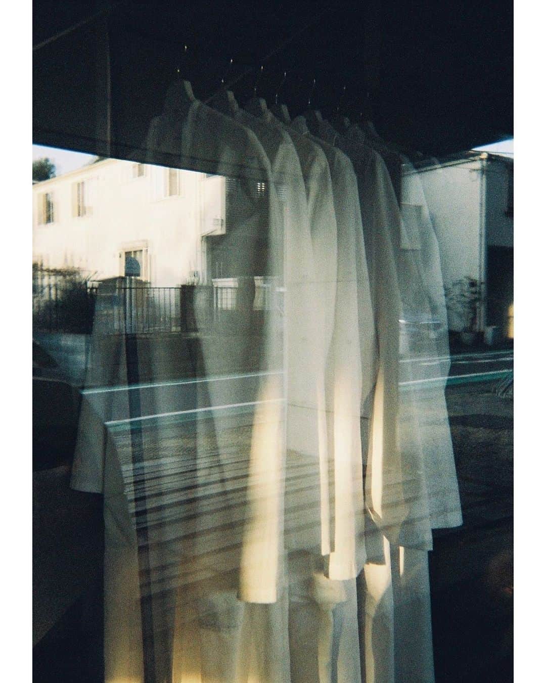 AKIRA NAKAさんのインスタグラム写真 - (AKIRA NAKAInstagram)「#whitecoat #atelier  #humbleness #craftsmanship」4月9日 21時06分 - akiranaka.official