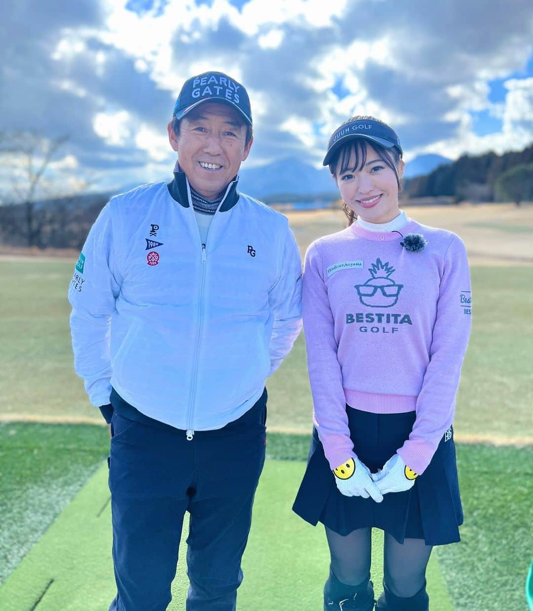 高橋としみのインスタグラム：「1月に御殿場で撮影したUUUMGOLFの動画 【スライスの悩み】がアップされてました☺️ びっくりするほど簡単に治りました🥺♥️  皆さんもぜひみてください⛳️✨  芹澤プロいつもありがとうございます！ #ゴルフ#ゴルフ女子#golf#スライス直したい #uuumgolf #高橋としみ#太平洋クラブ御殿場コース」