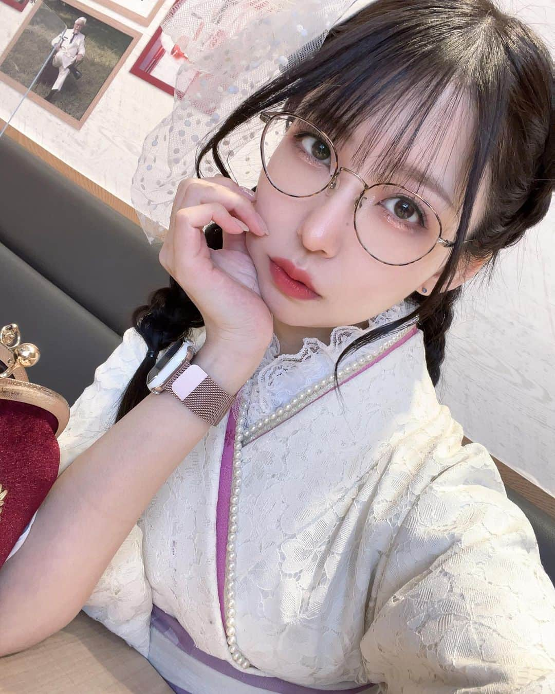 國井紫苑のインスタグラム：「. 𓂃 𓈒𓏸 𓋜 . *🕊‎ kimono🕊‎𓂃◌𓈒𓐍  .  #glasses #asiangirl #animegirl #cosplay#cosplayer#cosplaygirl#cosplayers#コスプレ#コスプレイヤー#コスプレ女#アイドル#girl#idol#kawaii#kawaiigirl#kawaiifashion#followme#東京#ファッション#可愛い#かわいい#follow#フォローミー#自撮り#可愛い女の子#かわいい女の子#instalove#photo #着物」