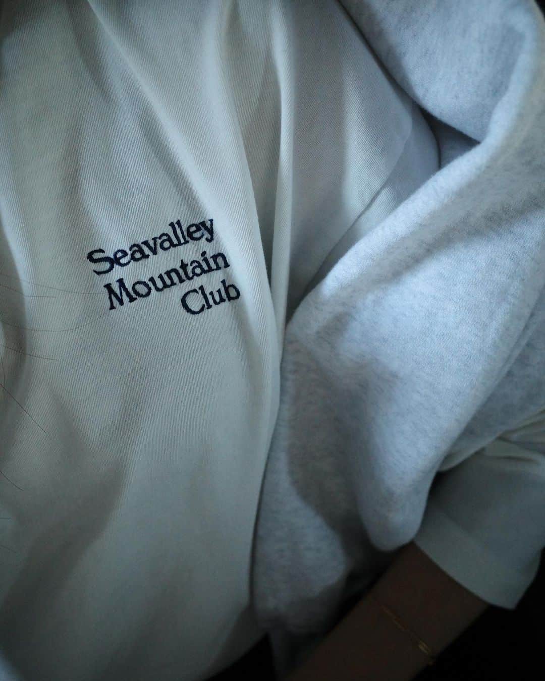 中島ケイカさんのインスタグラム写真 - (中島ケイカInstagram)「Seavalley Mountain Club @sea_japan   メンテナンスの日は動きやすさ重視✨ シンプルなのに形が可愛いロンt😍  お化粧してない日久しぶりだ😂 #maintenance #bodycare #seavalleymountainclub #seajapan #twomel #newbalance」4月9日 21時20分 - kathy_tan529